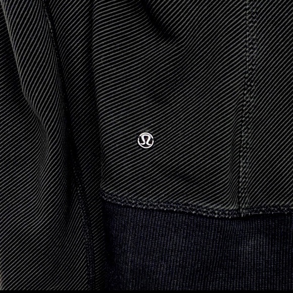 Lululemon After Asana Hoodie - Picture 8 of 9